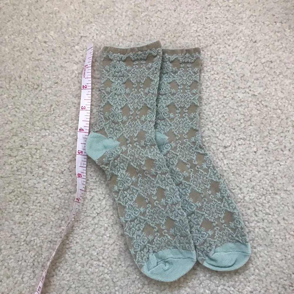 NWOT Set of 4 Vintage Style Patterned Crew Socks